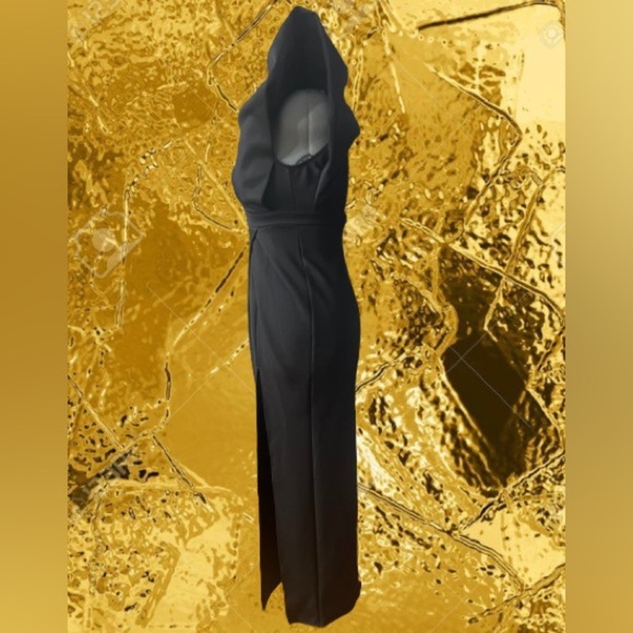 NWOT, Deep Plunge Neckline Evening Gown,Accentuated Stand-Up Sleeves, Sz sm/med - Picture 2 of 4